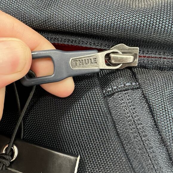 NWT THULE SUBTERRA NAVY BLUE BACKPACK 34L - Picture 10 of 11